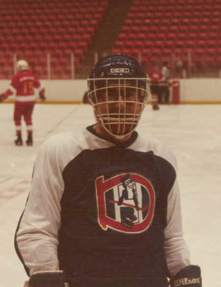 Scan889.jpg (122276 bytes)