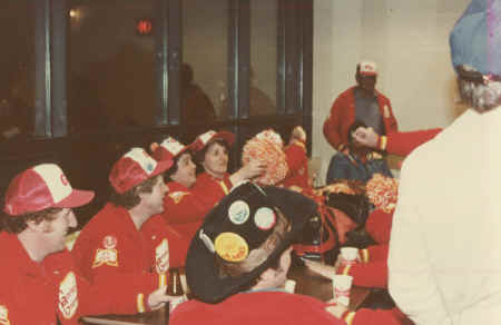 Scan902.jpg (183385 bytes)