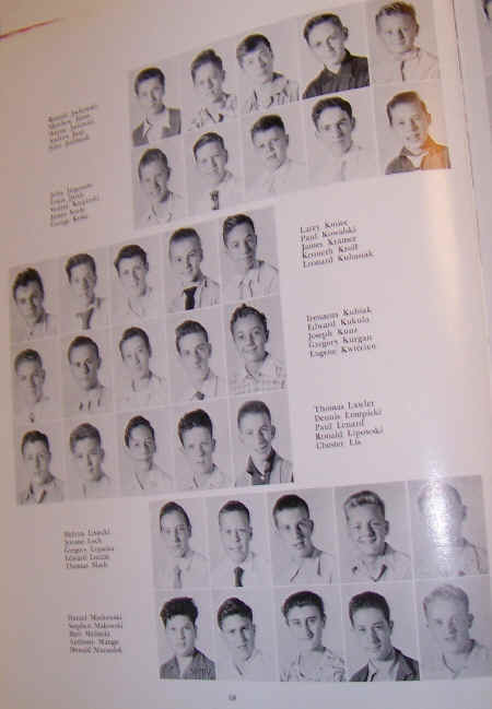 1955Yearbook 014.JPG (457591 bytes)