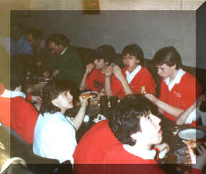 party.jpg (198101 bytes)
