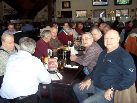 Jan 28 lunch 1 007.jpg (895533 bytes)