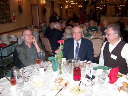 2010-12-4 040.jpg (869944 bytes)