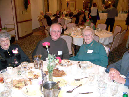 2010-12-4 044.jpg (1015423 bytes)