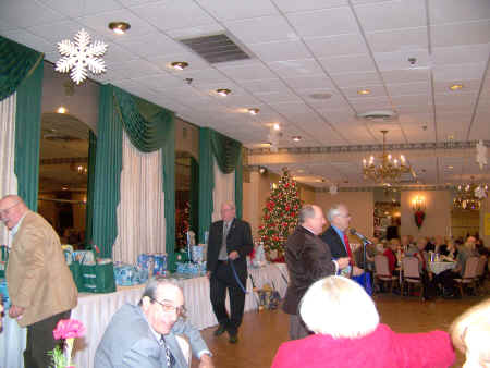 2010-12-4 050.jpg (1020556 bytes)