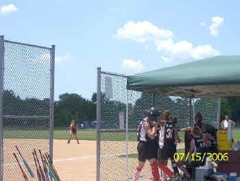 rsoftball 009.jpg (85745 bytes)